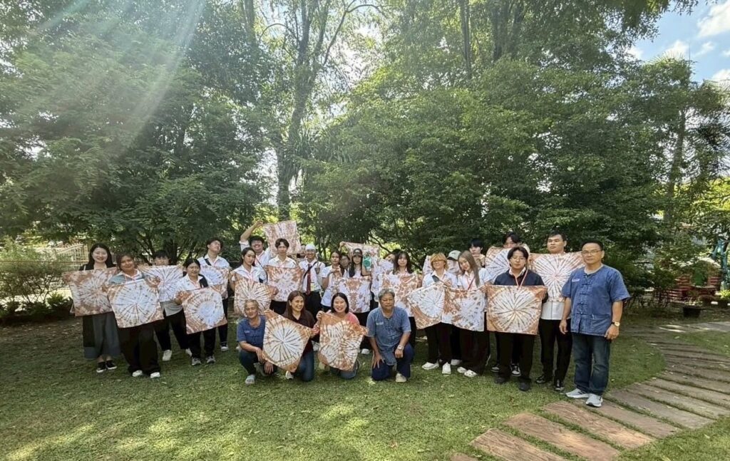 SBM Field Trip to Bang Nam Phueng Stingless Bee Farm Community