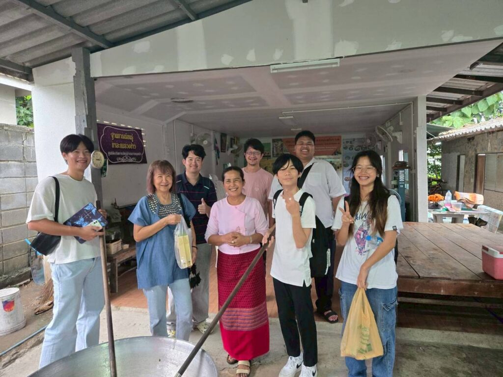 Youth Volunteer Project 2025: Ruangkhao Community Enterprise Visit